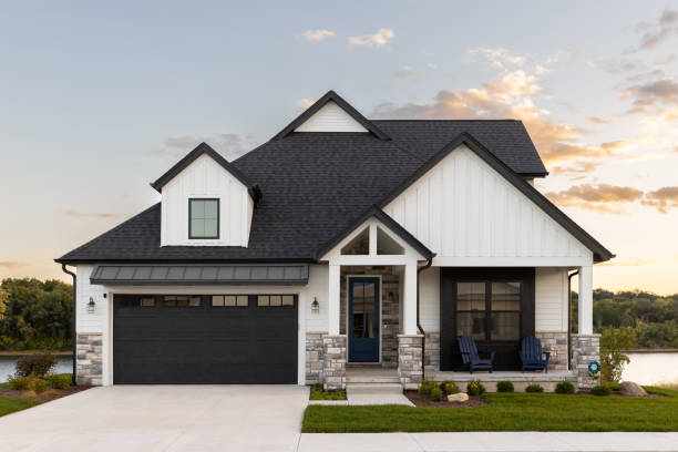 Best Emergency Roof Repair Services  in Maple Plain, MN